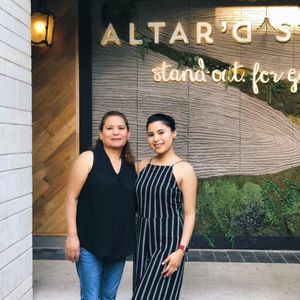 Meet your Posher, Olivia